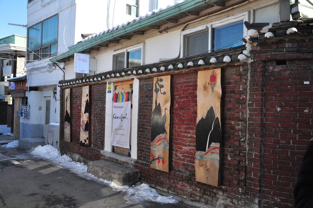 Hueahn Hanok Guesthouse Сеул Экстерьер фото