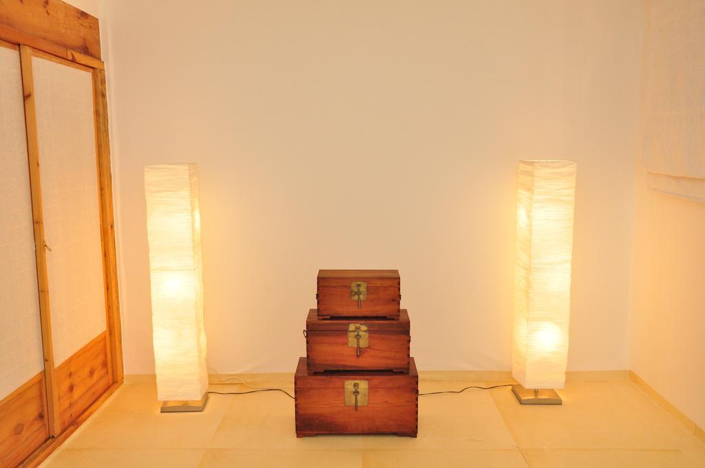Hueahn Hanok Guesthouse Сеул Номер фото